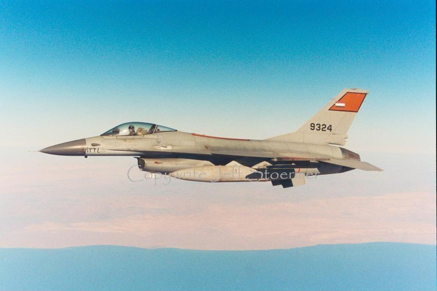 الموسوعة الاضخم لطائرات F-16 مصرية 9324
