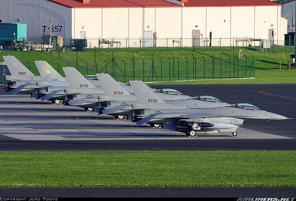 الموسوعة الاضخم لطائرات F-16 مصرية 9752