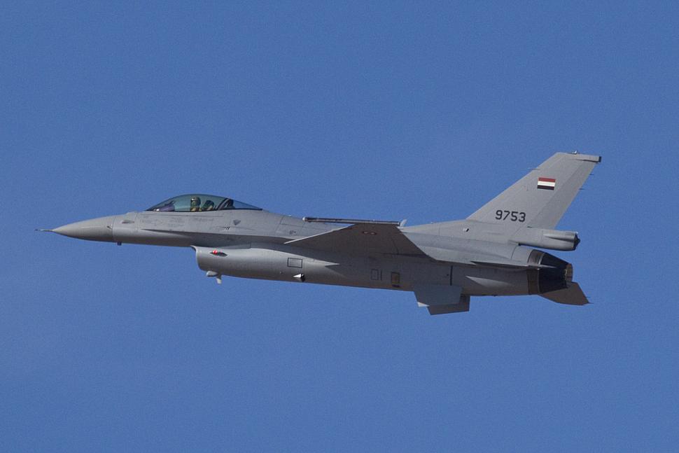 الموسوعة الاضخم لطائرات F-16 مصرية 9753