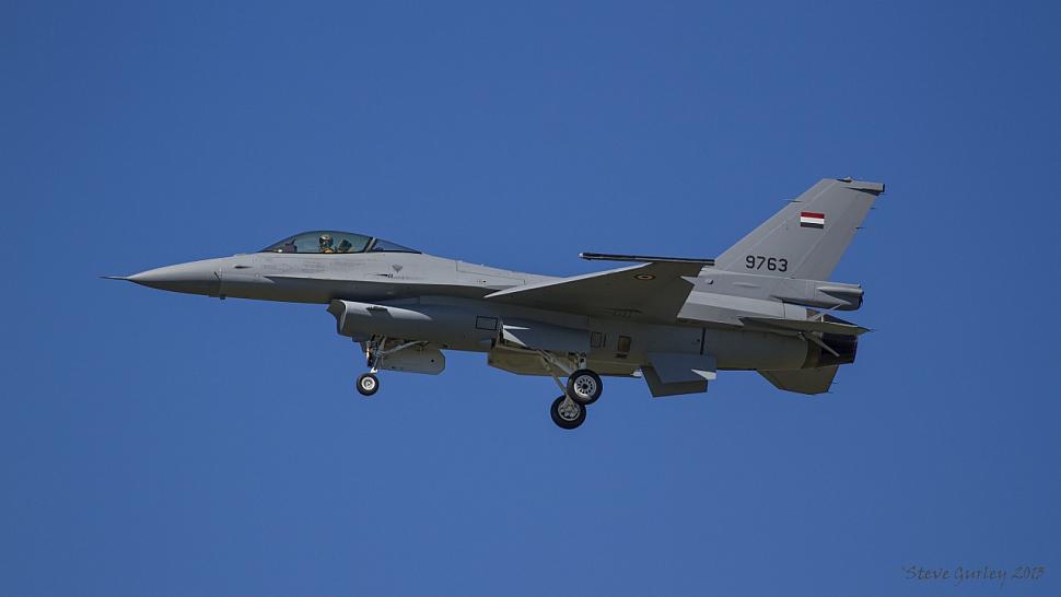 الموسوعة الاضخم لطائرات F-16 مصرية 9763