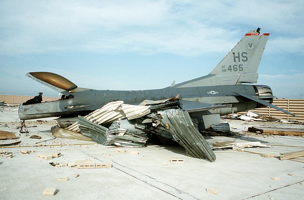 View topic - Hurricane Andrew F-16's Destroyed - F-16 Spotting 