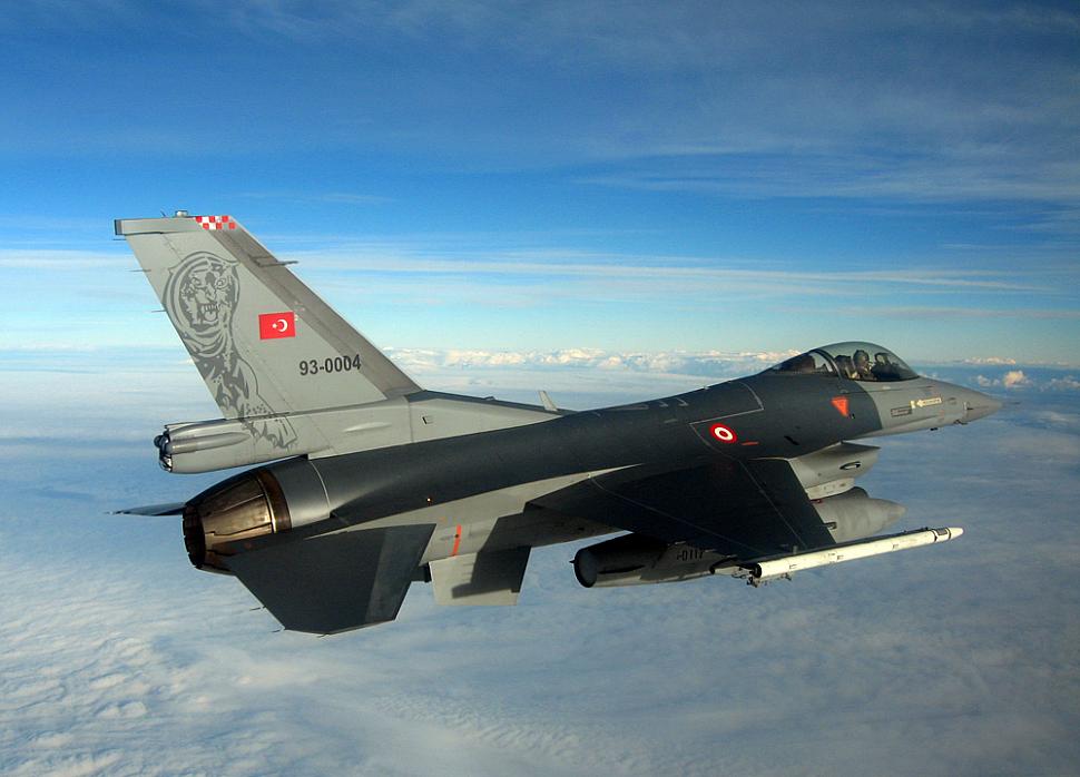 Turkish F-16 crashes in Southeast Turkey - Pilot ok